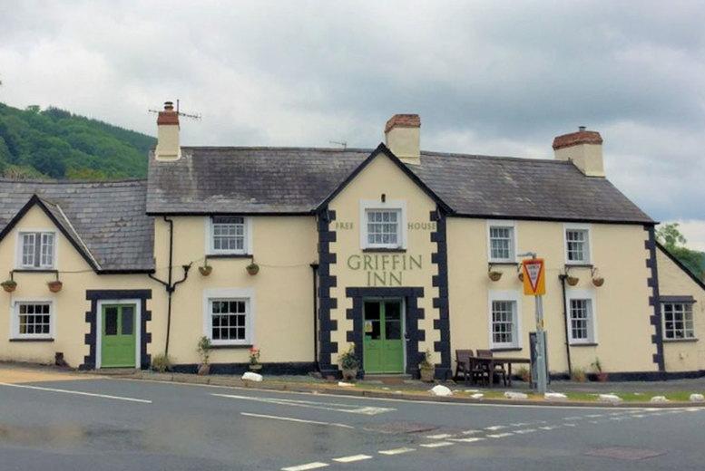 Brecon Hotel Stay For 2: Breakfast, Prosecco & 2-Course Dinner In Wales