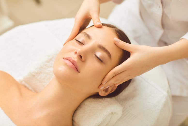 1 Hour Hydrodermabrasion Facial At Bally Bliss Clinic, Dublin