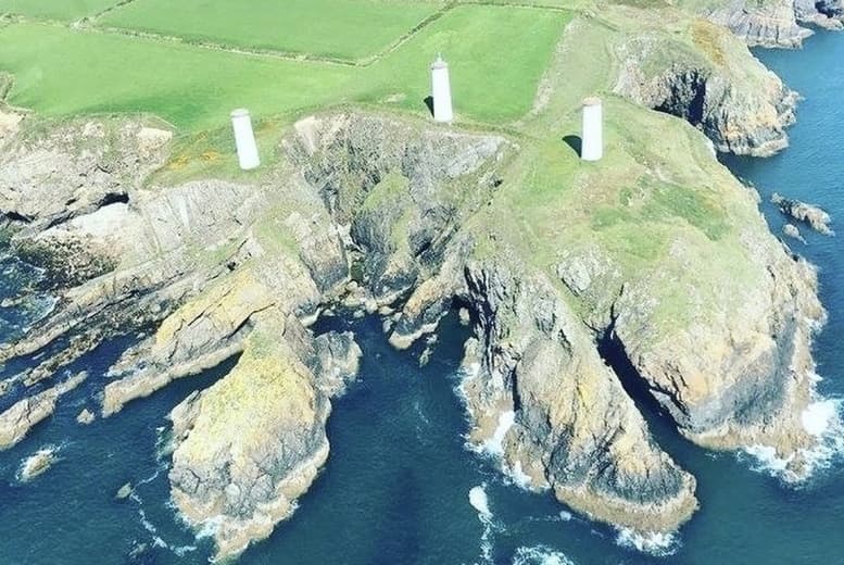 Helicopter Buzz Flight With Bubbly & Chocolate Upgrade - 8 Locations! Adventure 001 Ireland