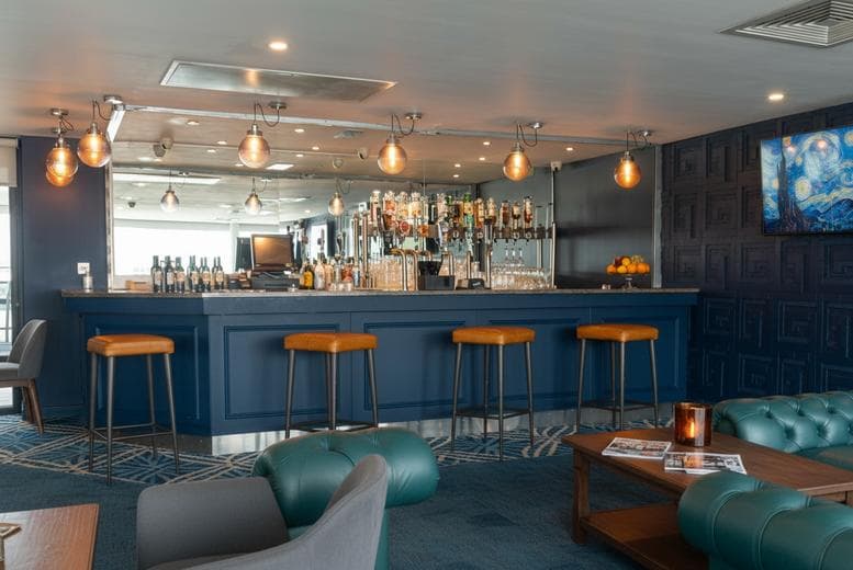 Donegal Getaway For 2: Breakfast, Prosecco And Late Checkout!