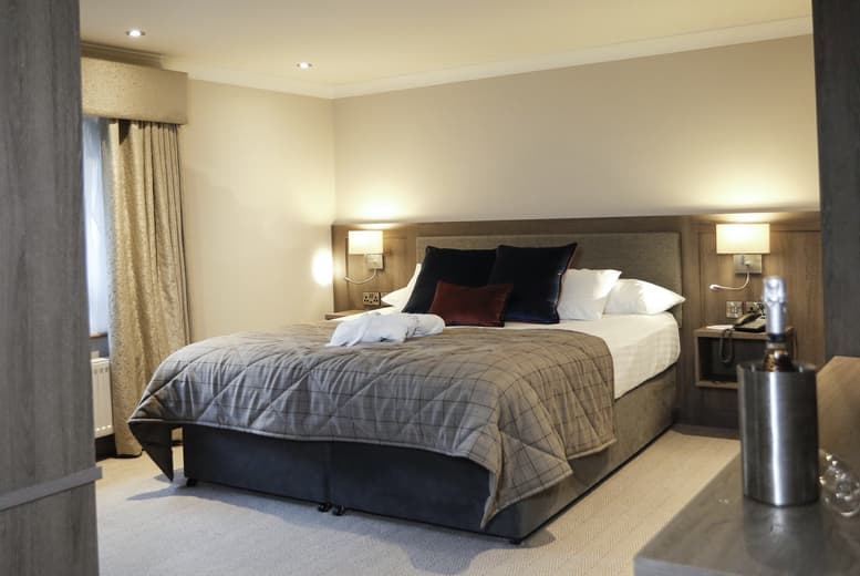 4* Seagoe Hotel, County Armagh Stay For 2: Breakfast, Afternoon Tea & Prosecco