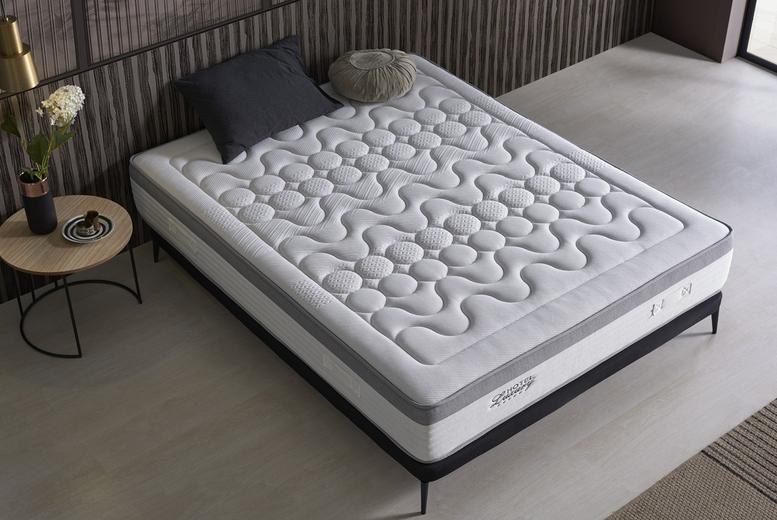 Luxury Quilted Hybrid Mattress - 4 Sizes