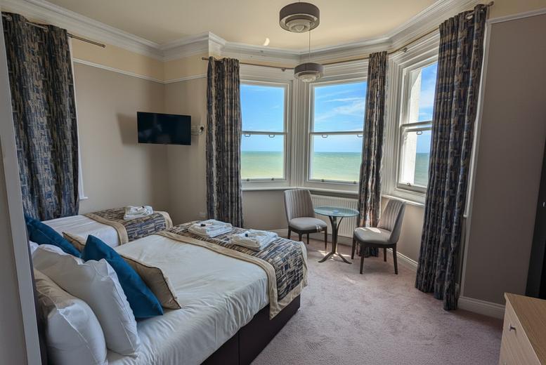 4* Seaside Stay With Breakfast, Prosecco & Late Checkout For 2 - Alexandra Hotel Eastbourne