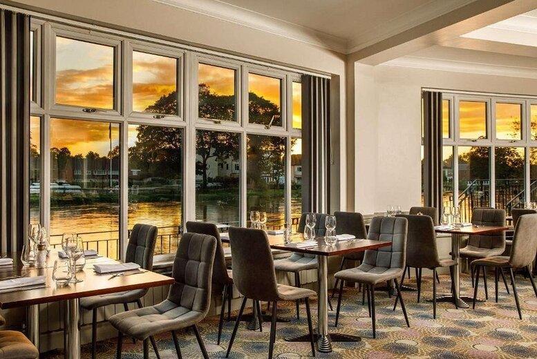 Price Drop! Sunday London Staines-Upon-Thames Heathrow City Break: Breakfast, Optional Dining Upgrade & Late Checkout For Two