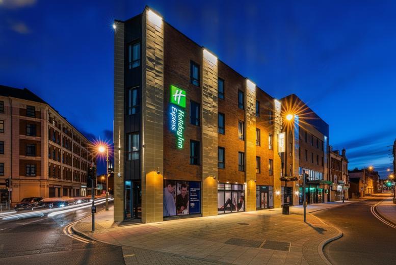 Derry City Stay - Holiday Inn Express, Breakfast, Prosecco & Late Checkout For 2