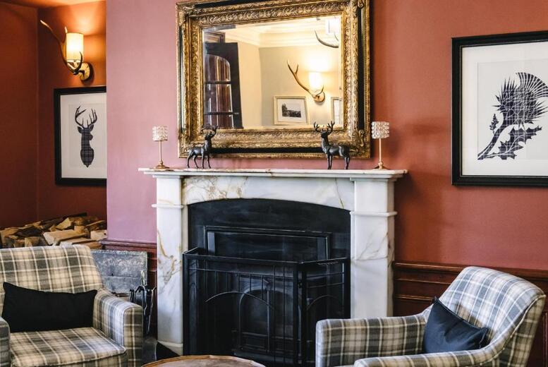 4* Scottish Highlands, Boat Country Inn Stay For 2 With Breakfast And Cream Tea