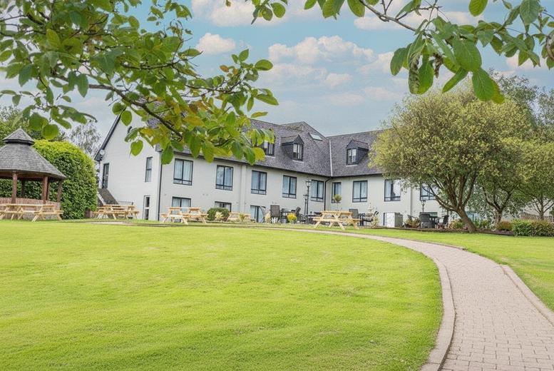 4* Killaloe Hotel & Spa Stay For Two With Breakfast, Prosecco, Early Check-In & Late Checkout