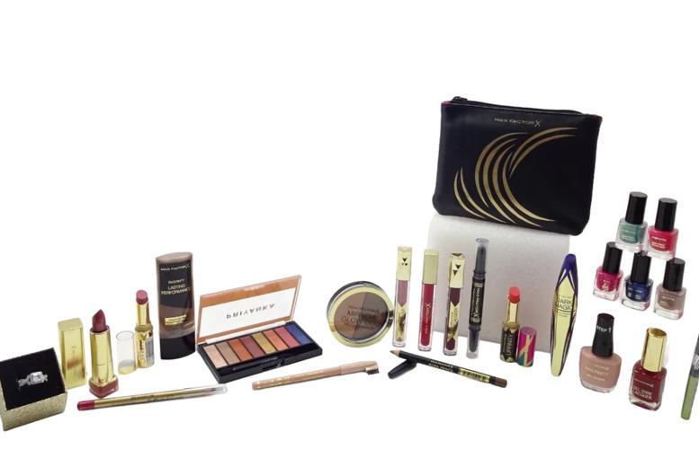 Max Factor 3‑Tier Hamper: Premium Cosmetics & Jewellery Gift Set