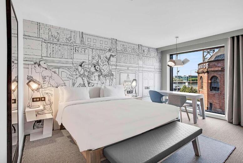 4* Radisson Red Glasgow Overnight Stay For 2 With Optional Breakfast & Dinner Upgrades