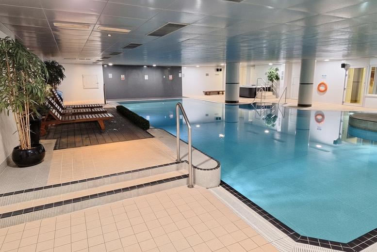 4* Donegal Spa Stay & Breakfast For 2 - Ballyliffin Lodge