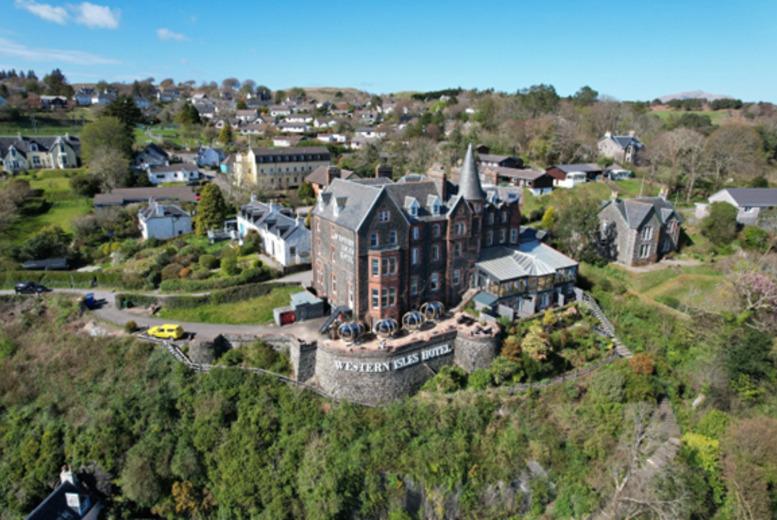 Isle Of Mull Stay For 2 - Up To 2 Nights With Early Check-In, Bottle Of Wine, Breakfast, Late Checkout & Optional Dinner Upgrade