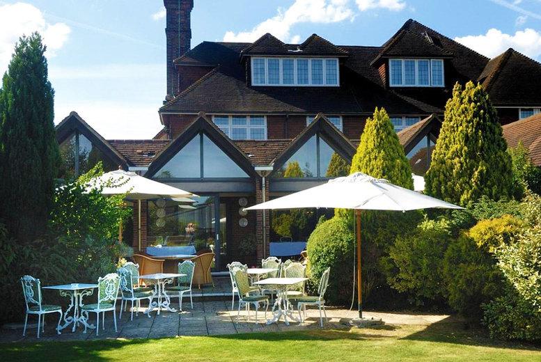 4* Berkshire Spa Break For 2 At Fredrick'S Hotel & Spa - Prosecco, Spa Access, Late Checkout & Dining Upgrade