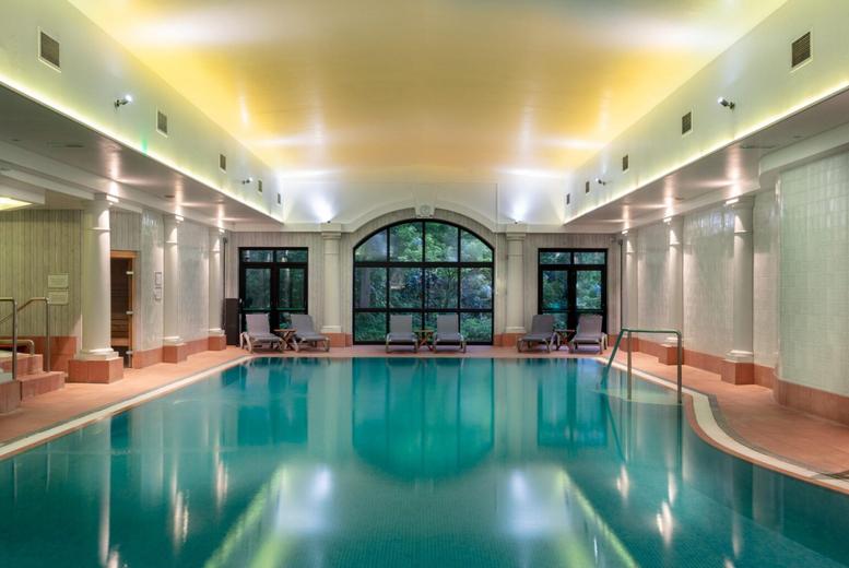 4* Crabwall Manor Hotel & Spa Stay For 2: Breakfast, Spa Access, Prosecco & Late Checkout - Dinner Upgrades - Chester