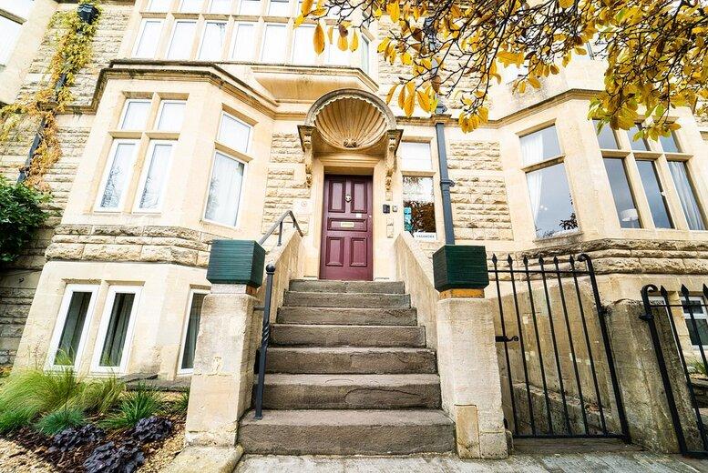 Boutique Bath Stay For 2: Breakfast, Prosecco, Chocolates & Late Checkout At Brooks Guesthouse