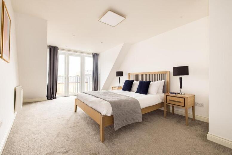 Self-Catering Apartments With Private Balconies In Staines With Gym Access